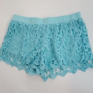 Shorts..no pockets...A4